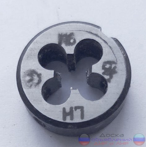 Плашка левая М-6х1,0, 9ХС, (20/7 мм)